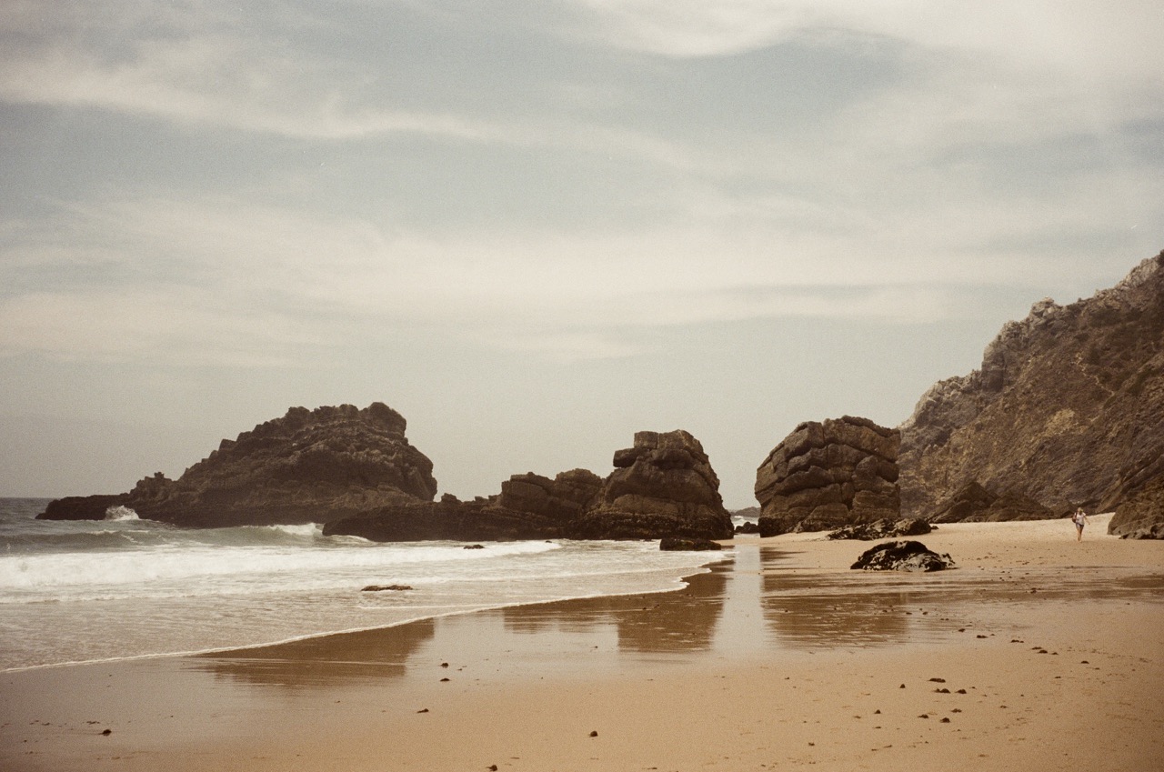 our trip to portugal, a photo of the beach