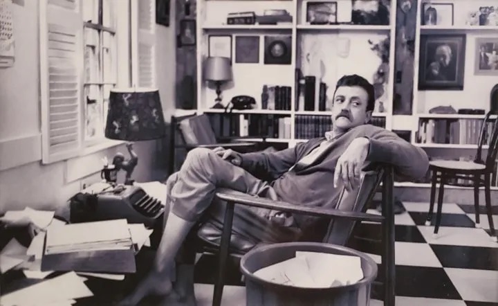 kurt vonnegut lounging